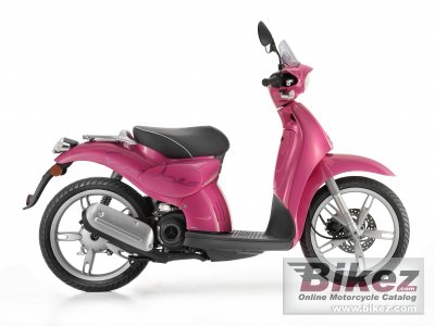 2010 Aprilia Scarabeo 100 4T photo